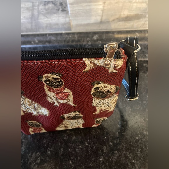 Signare Tapestry Small Crossbody Bag Sling Bag for Women with Pug Dog Design NWT - Picture 7 of 12